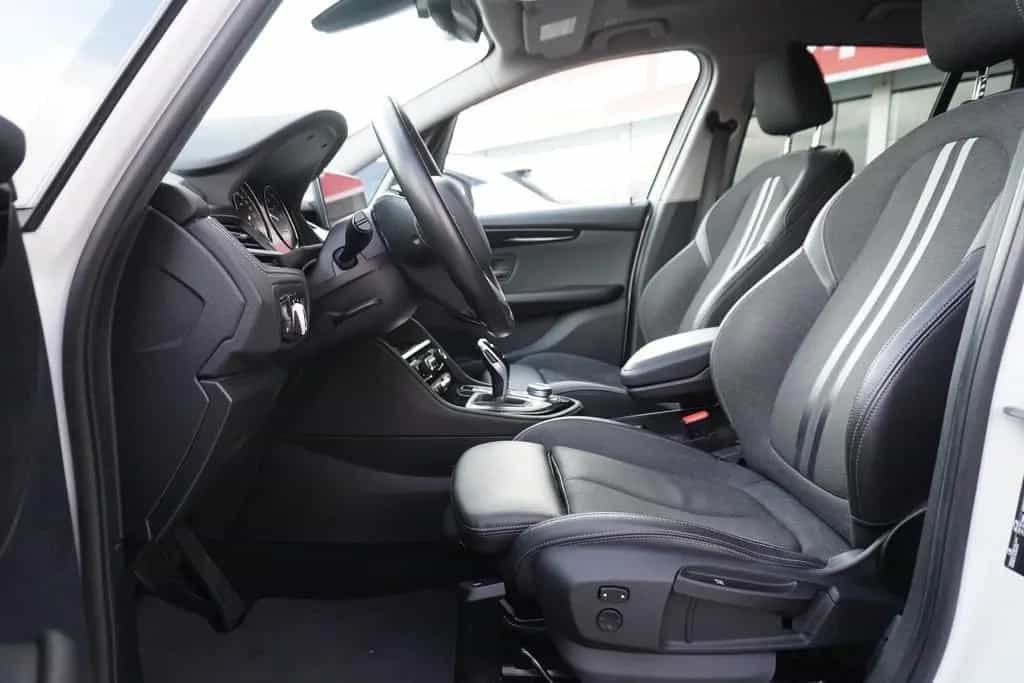 BMW 218 i Advantage LED Navi Kamera Sitzheizung 03/2022-photo-7