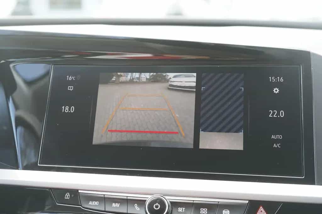 Opel Grandland 1.2 GS Line Virtual Cockpit LED Kamera 01/2023-photo-11