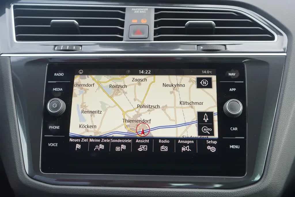 Volkswagen Tiguan 1.5 TSI DSG Join LED Navi ACC Sitzheizung 12/2018-photo-10