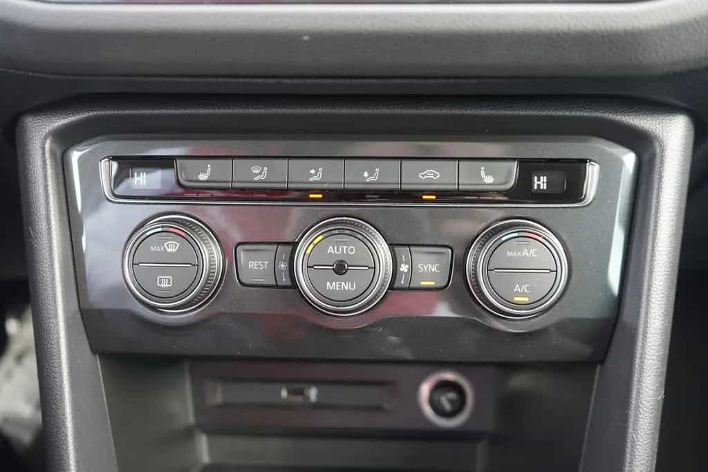 Volkswagen Tiguan 1.5 TSI DSG Join LED Navi ACC Sitzheizung 12/2018-photo-13