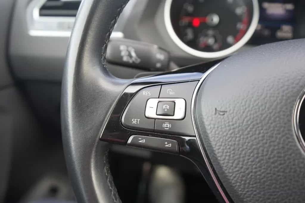 Volkswagen Tiguan 1.5 TSI DSG Join LED Navi ACC Sitzheizung 12/2018-photo-21