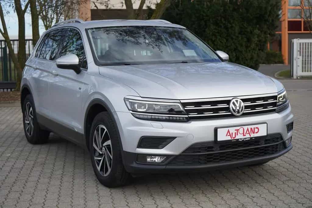Volkswagen Tiguan 1.5 TSI DSG Join LED Navi ACC Sitzheizung 12/2018-photo-3