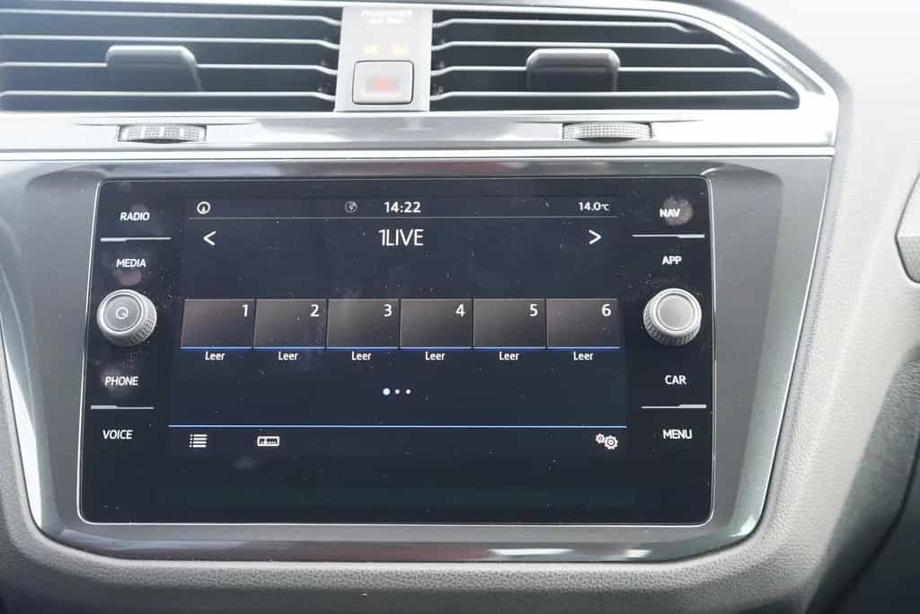 Volkswagen Tiguan 1.5 TSI DSG Join LED Navi ACC Sitzheizung 12/2018-photo-9