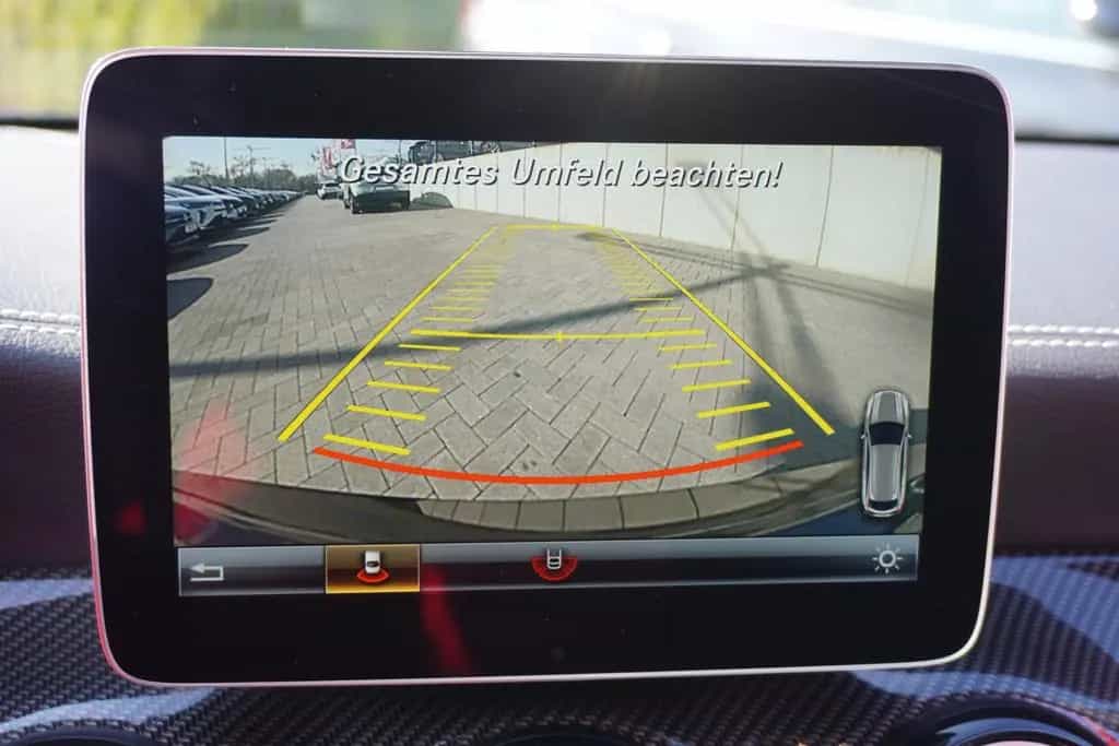 Mercedes-Benz CLA 200 Shooting Brake AMG LED NAVI el.HKL TOTWI 07/2018-photo-28