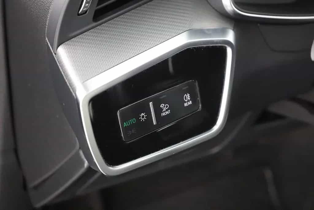 Audi A6 Avant 50 TDI quattro design LED Panorama AHK 01/2020-photo-19