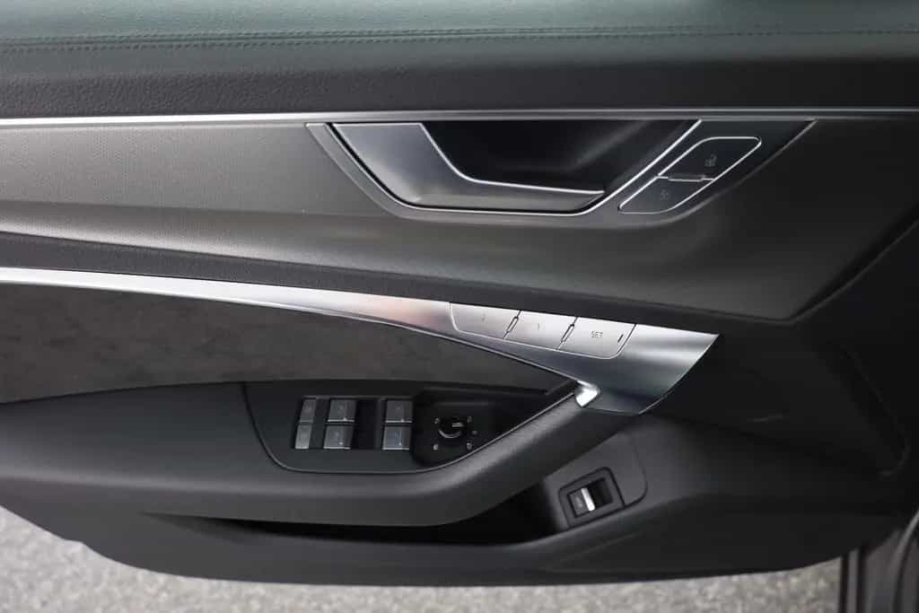 Audi A6 Avant 50 TDI quattro design LED Panorama AHK 01/2020-photo-20