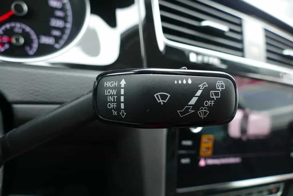Volkswagen Golf VII 1.0 TSI IQ Drive ACC Totwinkel PDC 04/2019-photo-11