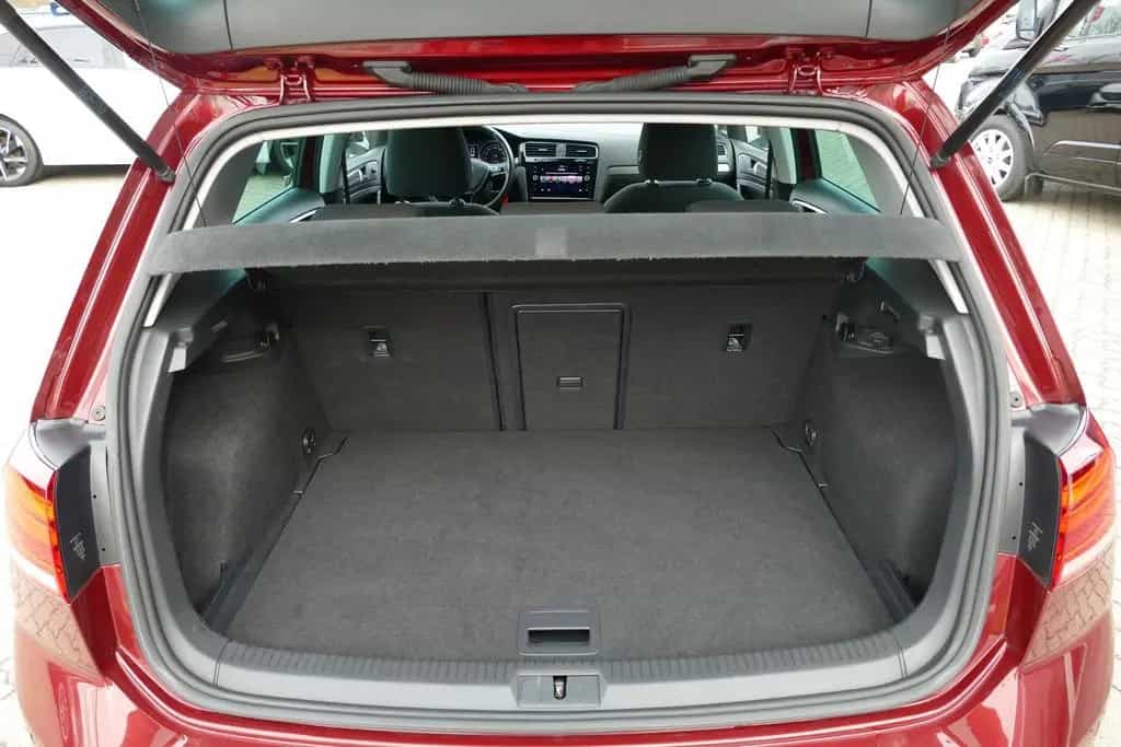 Volkswagen Golf VII 1.0 TSI IQ Drive ACC Totwinkel PDC 04/2019-photo-23