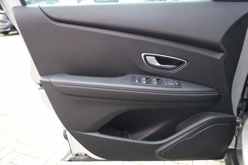 Renault Scenic 1.3 TCE Bluetooth Tempomat Klimaaut. 09/2020-photo-23