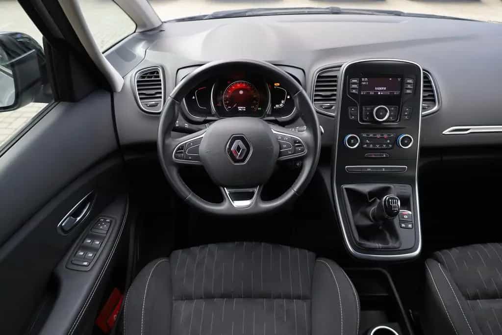 Renault Scenic 1.3 TCE Bluetooth Tempomat Klimaaut. 09/2020-photo-9