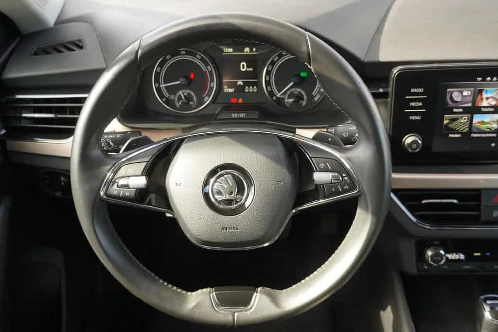 Skoda Kamiq 1.5 TSI DSG LED AAC SHZ 18Z 04/2021-photo-11