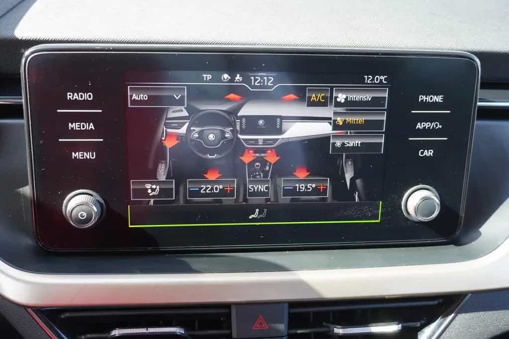 Skoda Kamiq 1.5 TSI DSG LED AAC SHZ 18Z 04/2021-photo-14