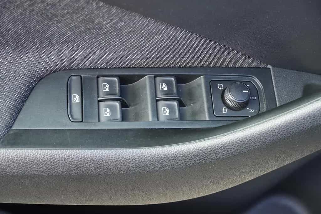 Skoda Kamiq 1.5 TSI DSG LED AAC SHZ 18Z 04/2021-photo-27