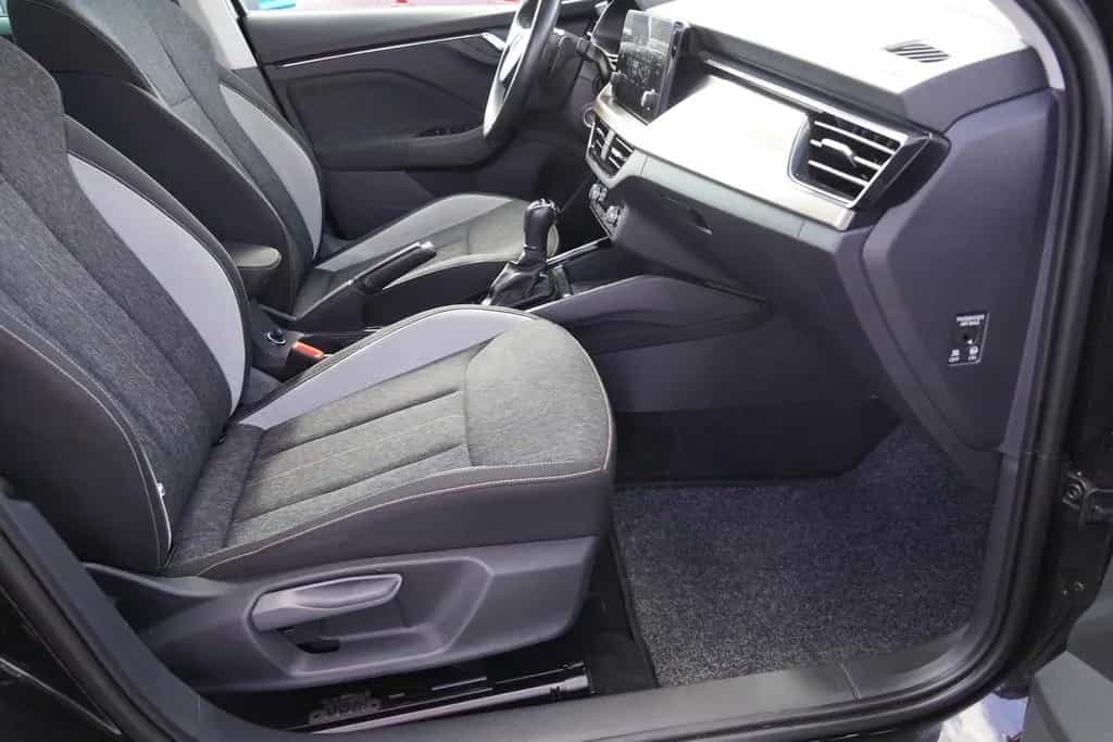 Skoda Kamiq 1.5 TSI DSG LED AAC SHZ 18Z 04/2021-photo-30