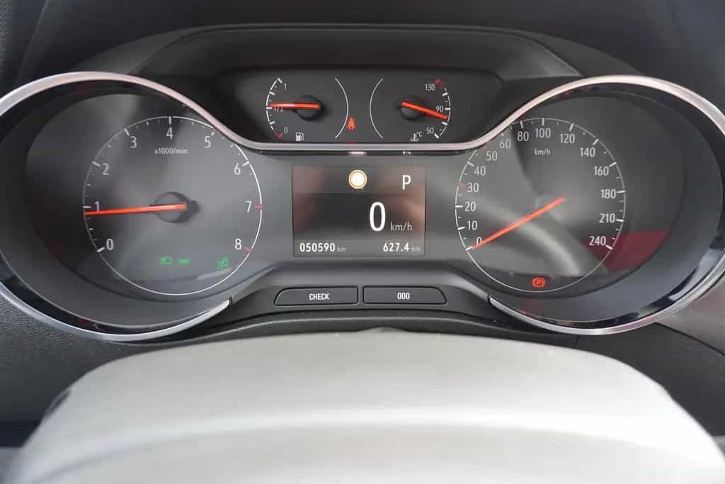 Opel Crossland 1.2 Innovation LED Kamera Tempomat PDC 02/2020-photo-15