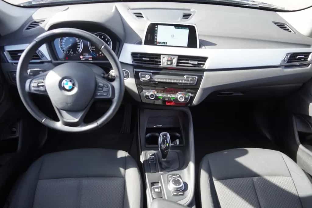 BMW X1 sDrive 18 i Advantage 05/2019-photo-10