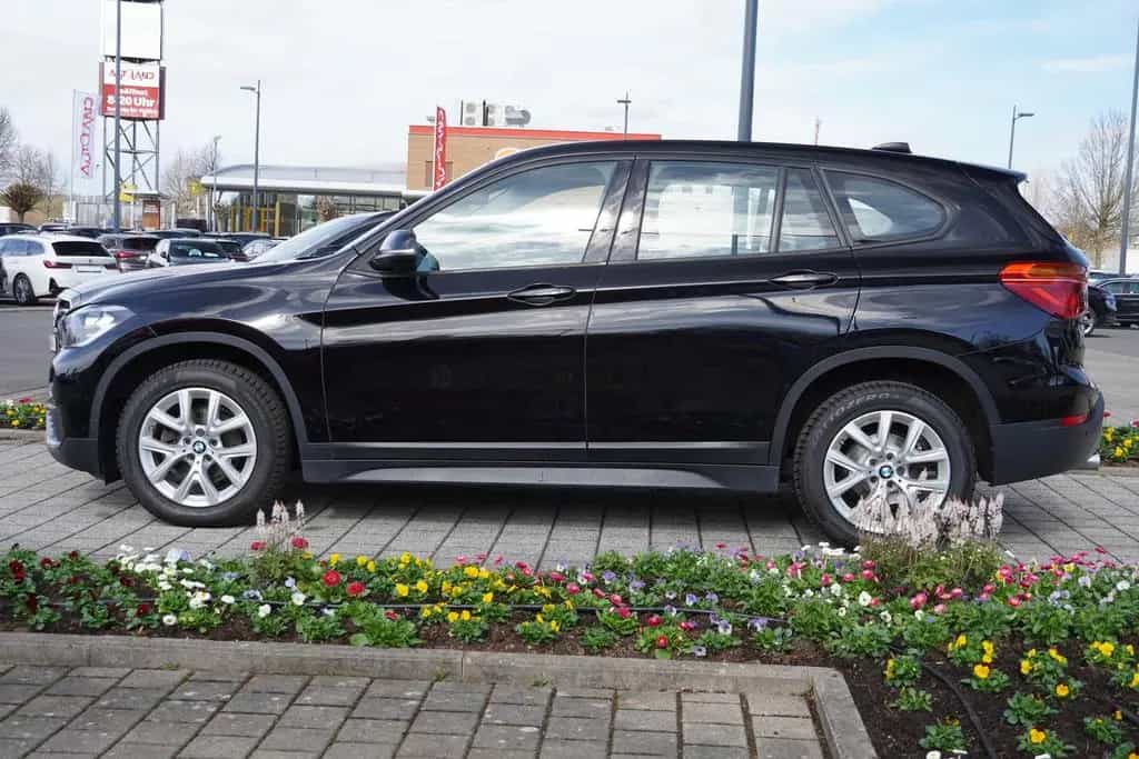 BMW X1 sDrive 18 i Advantage 05/2019-photo-4