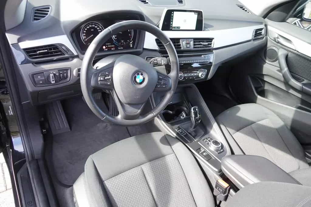 BMW X1 sDrive 18 i Advantage 05/2019-photo-9