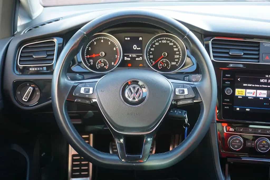 Volkswagen Golf VII Variant 1.0 IQ.DRIVE ACC Totwinkel PDC 07/2019-photo-14