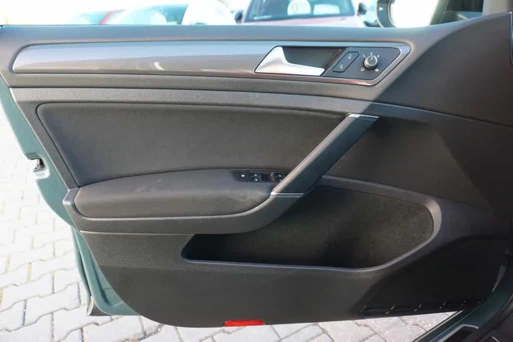 Volkswagen Golf VII Variant 1.0 IQ.DRIVE ACC Totwinkel PDC 07/2019-photo-23