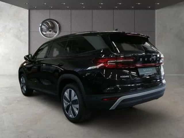 Skoda Kodiaq Selection 1,5 TSI m-HEV 110 kW 7-Gang-DSG null-photo-2