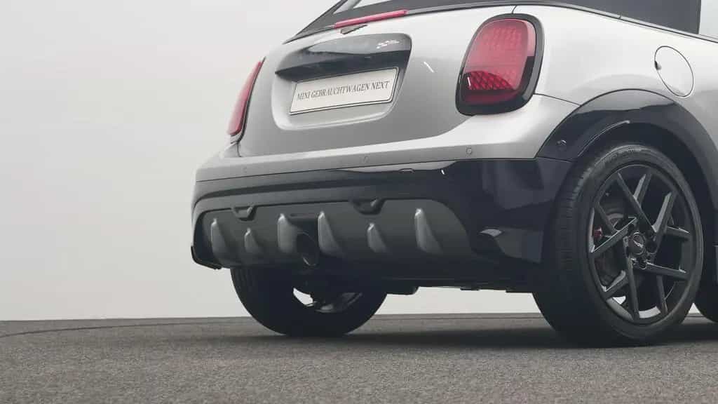 MINI John Cooper Works Cabrio 03/2025-photo-23