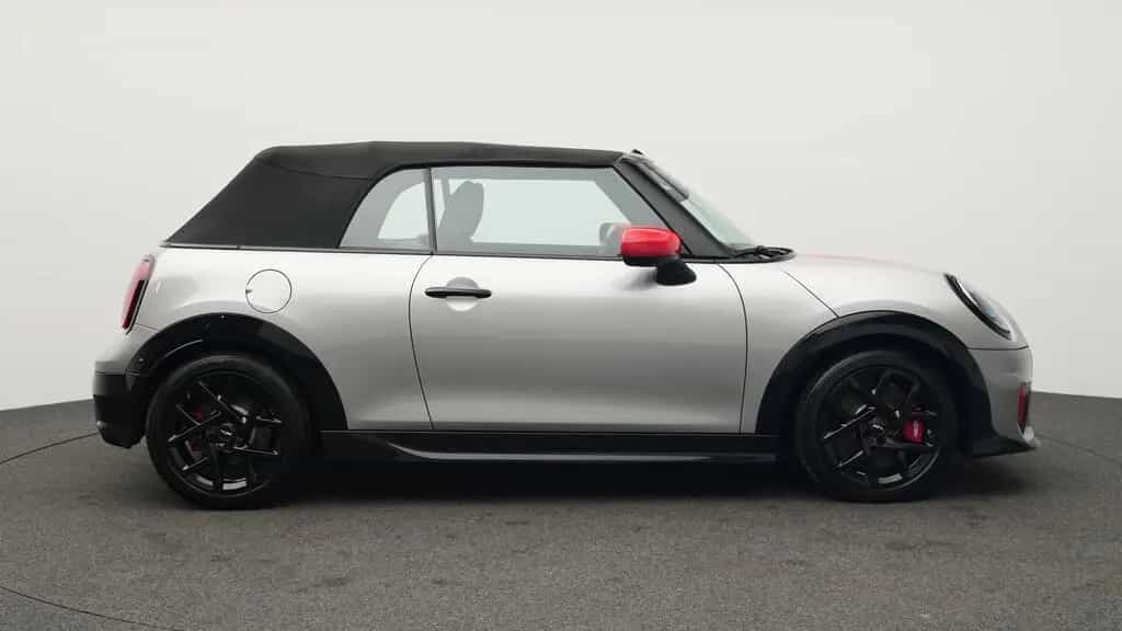 MINI John Cooper Works Cabrio 03/2025-photo-3
