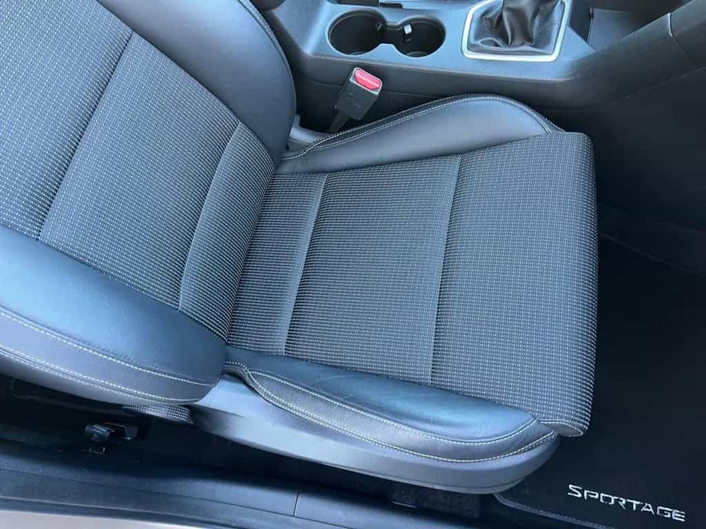 Kia Sportage 1.7 CRDi Spirit AHK+Kamera+Xenon+Winter 12/2016-photo-17
