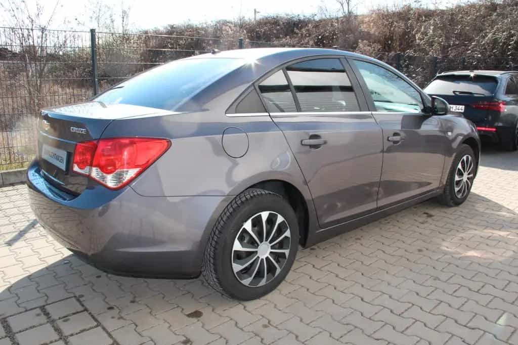 Chevrolet Cruze LTZ 02/2012-photo-4