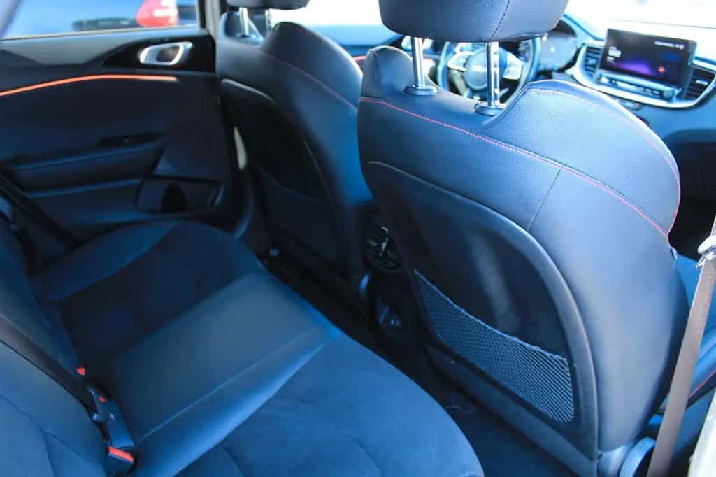 Kia ProCeed 1.6 GT+KAMERA+NAVI+JBL+ACC+TOTWINKEL+LED 06/2022-photo-17
