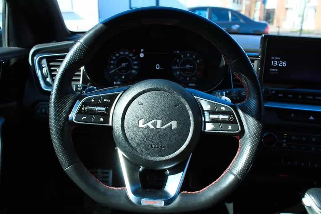 Kia ProCeed 1.6 GT+KAMERA+NAVI+JBL+ACC+TOTWINKEL+LED 06/2022-photo-18