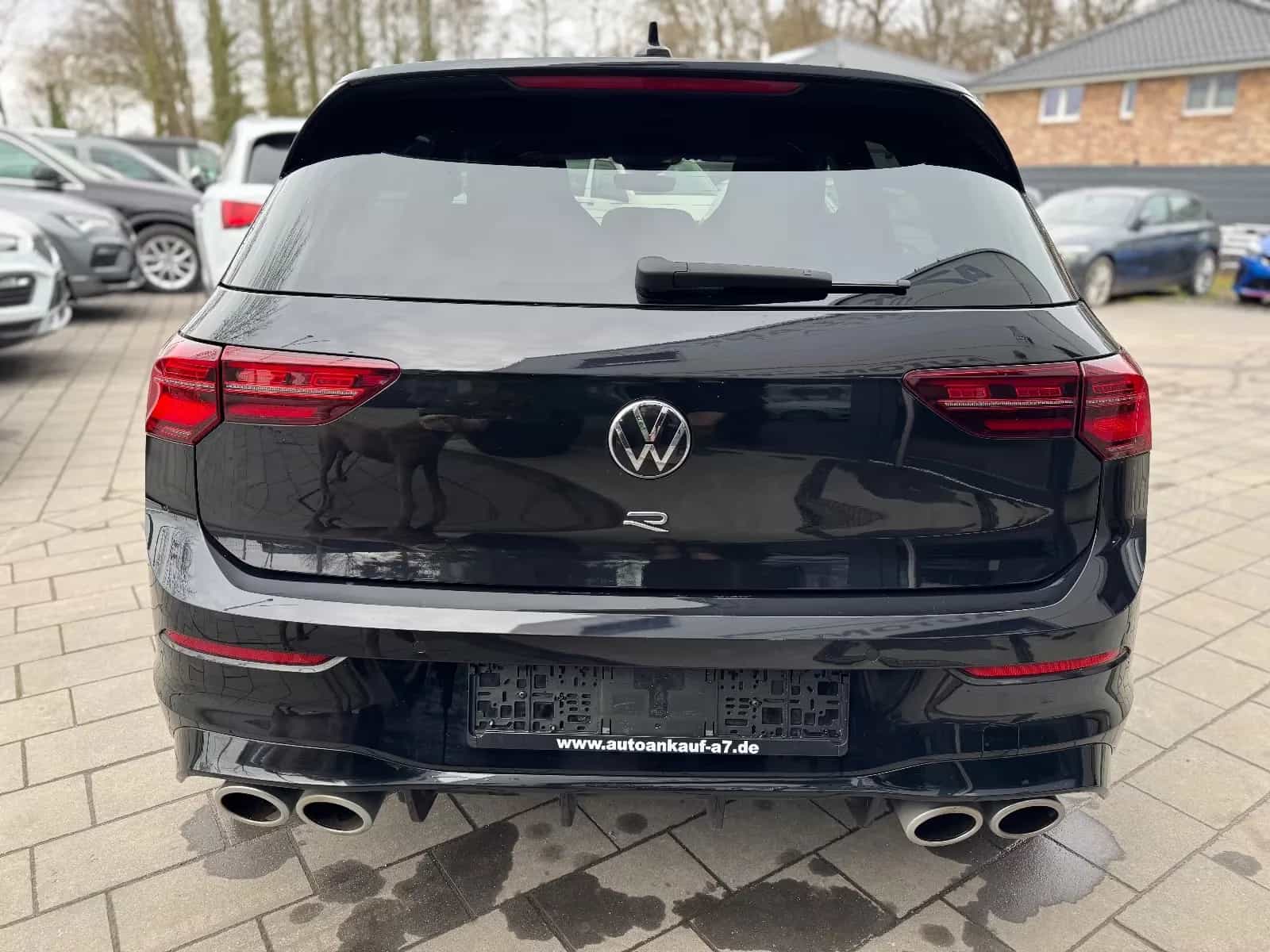 Volkswagen Golf VIII 2.0TSI R 4M LEDER+HUD+IQ-Light+ACC+H&K 11/2022-photo-6