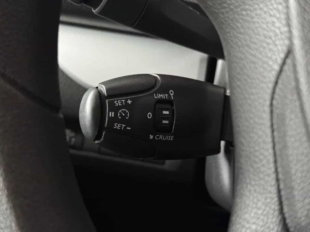 Toyota Proace (Verso) L2 Behindertengerecht-Rampe 6+1 12/2017-photo-11