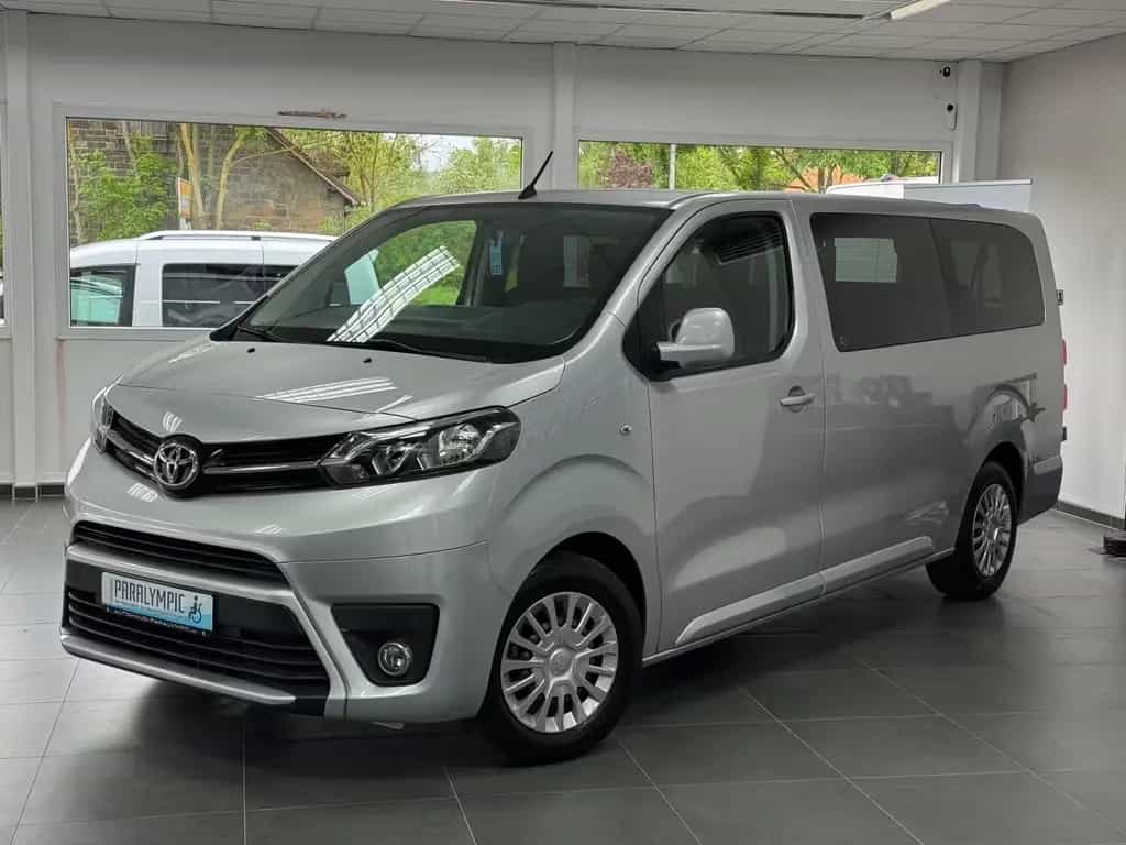 Toyota Proace (Verso) L2 Behindertengerecht-Rampe 6+1 12/2017-photo-2