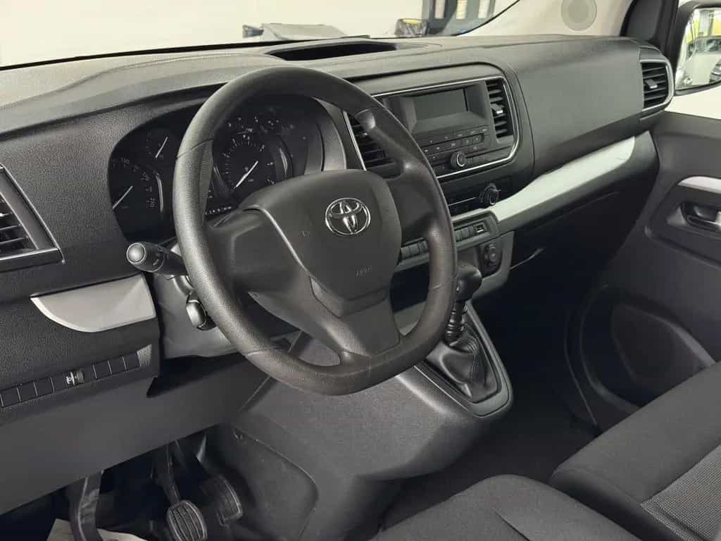 Toyota Proace (Verso) L2 Behindertengerecht-Rampe 6+1 12/2017-photo-4