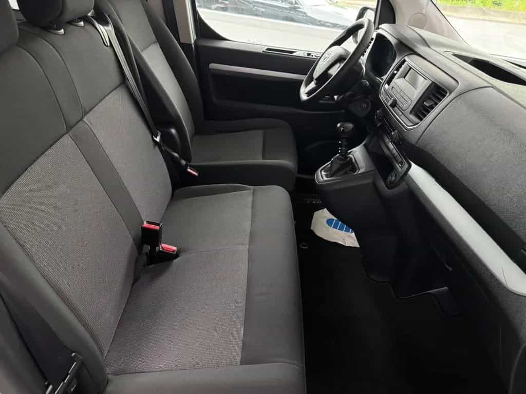 Toyota Proace (Verso) L2 Behindertengerecht-Rampe 6+1 12/2017-photo-8