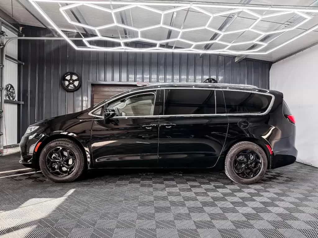 Chrysler Pacifica Limited Edition 3.6 v6 PDC Camera FULL 12/2024-photo-5