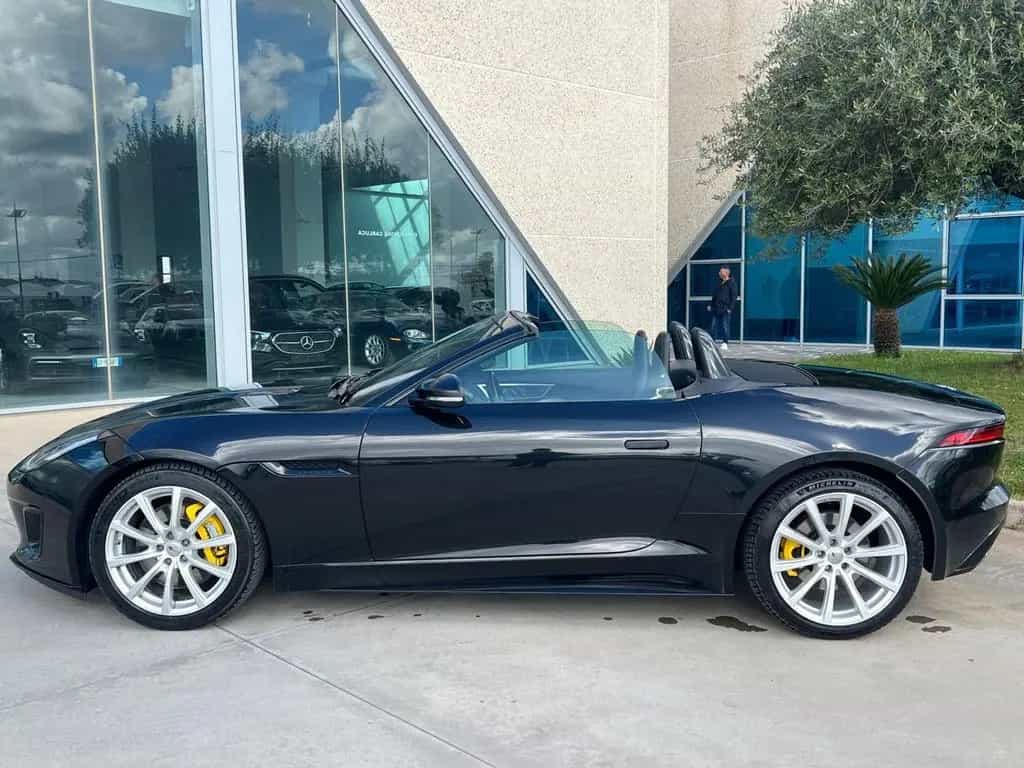 Jaguar F-Type 2.0 aut. Convertibile R-Dynamic 06/2017-photo-1