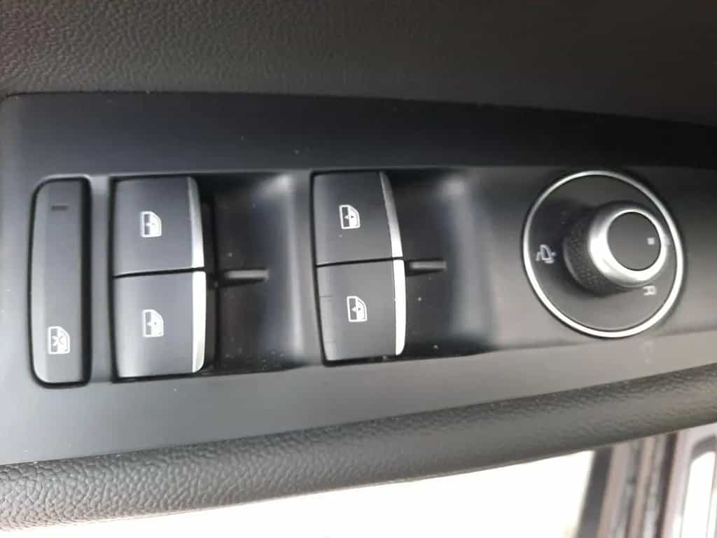 Alfa Romeo Stelvio 2.2 JTDM Veloce Q4 ACC Kamera LED Leder 06/2024-photo-11