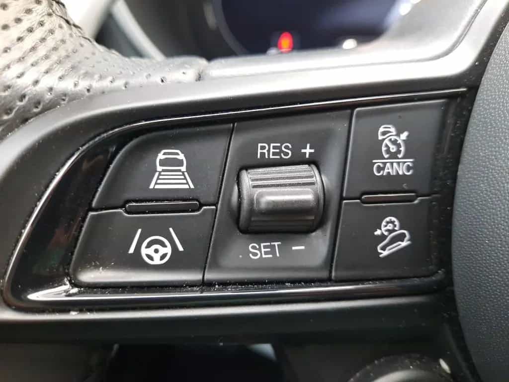 Alfa Romeo Stelvio 2.2 JTDM Veloce Q4 ACC Kamera LED Leder 06/2024-photo-16
