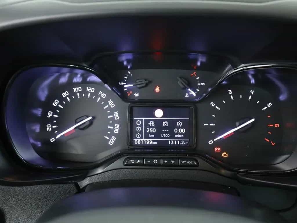 Citroën Berlingo Feel M AHK Fernlichtass. HUD Kam. LM 03/2023-photo-11