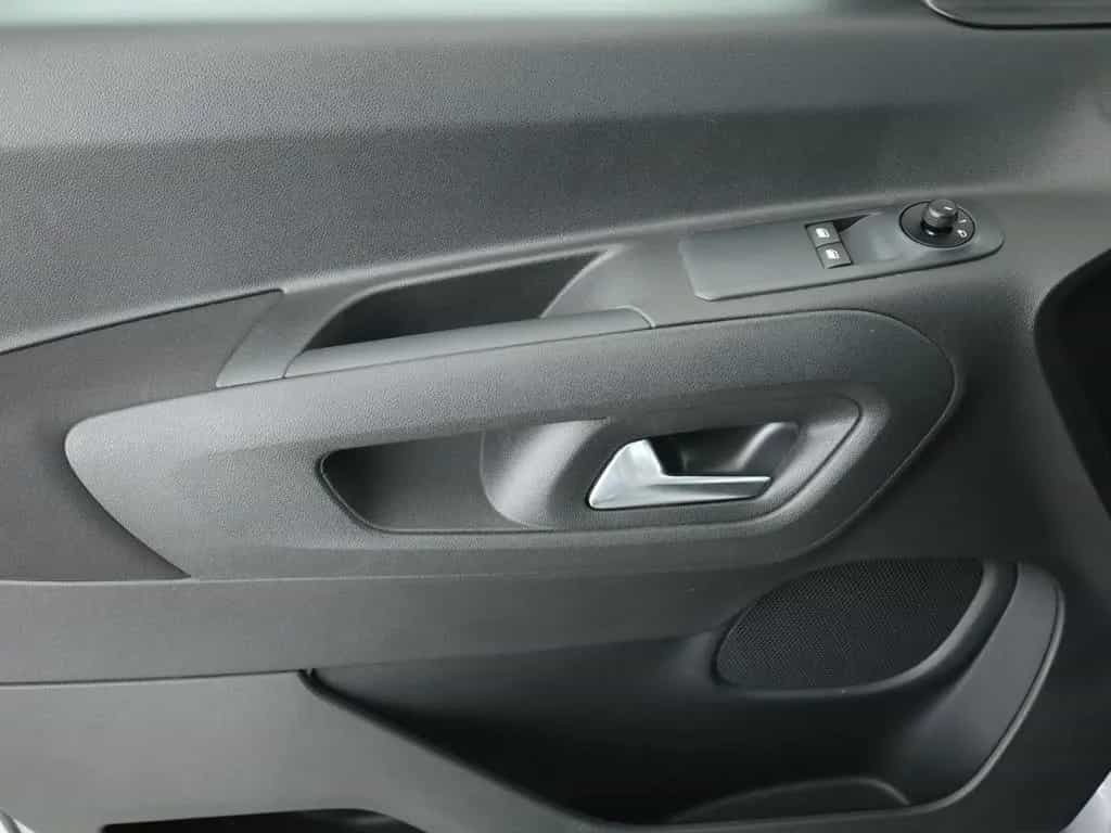 Citroën Berlingo Feel M AHK Fernlichtass. HUD Kam. LM 03/2023-photo-19