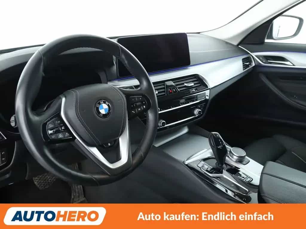 BMW 5 Series 520d Aut.*NAVI*LED*ACC*HUD*CAM*PDC*SHZ* 03/2021-photo-10