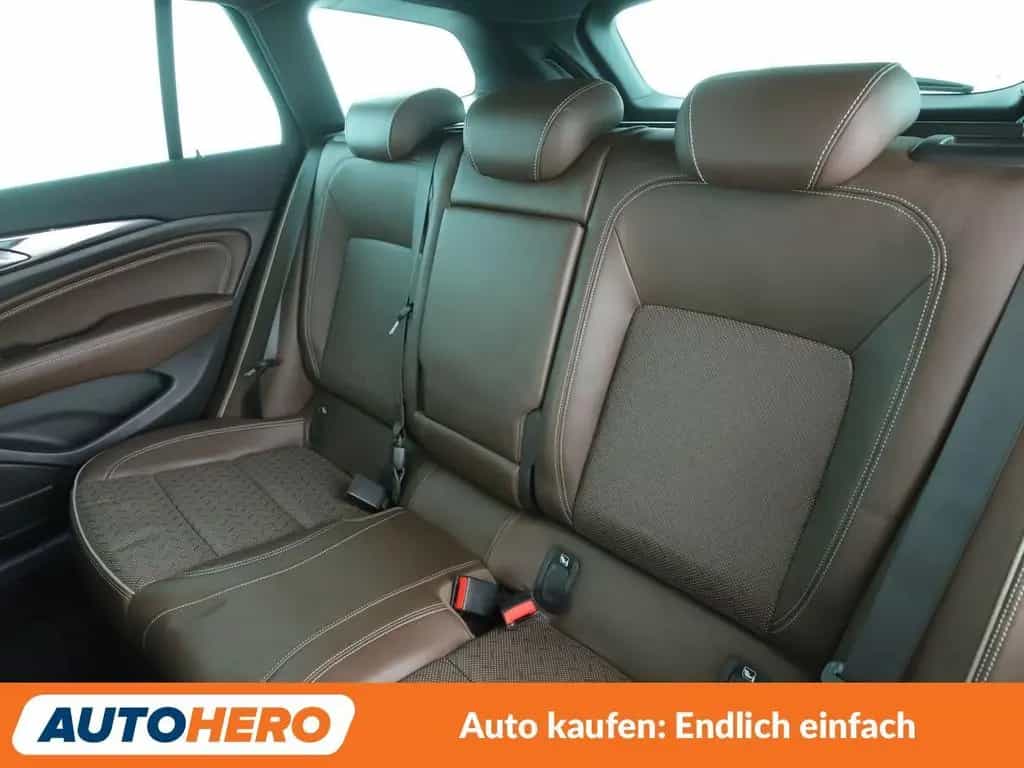 Opel Insignia Sports Tourer 2.0 CDTI GSi 4x4 Aut.*ACC 05/2018-photo-13