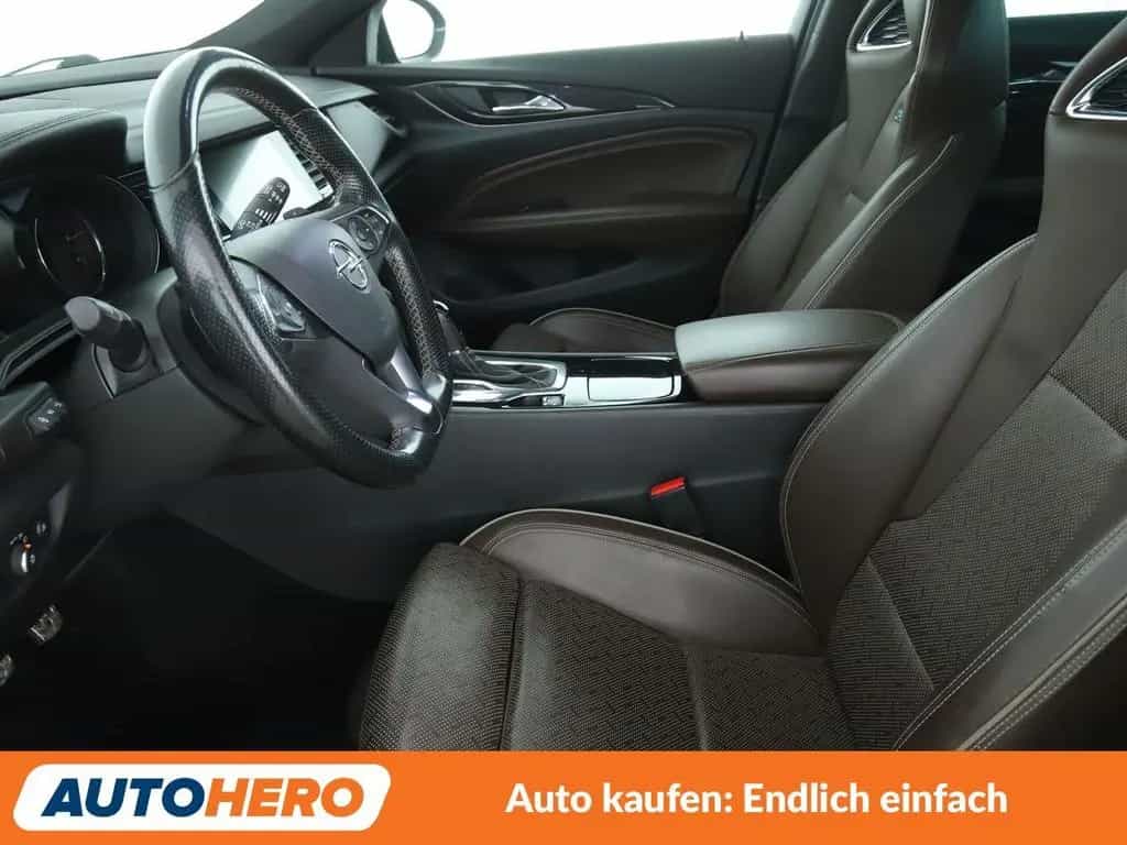 Opel Insignia Sports Tourer 2.0 CDTI GSi 4x4 Aut.*ACC 05/2018-photo-9