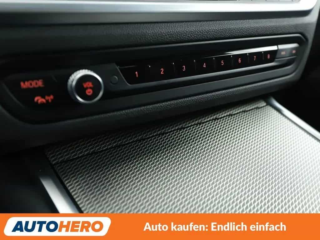 BMW 3 Series 320d M Sport Aut.*NAVI*LED*ACC*PDC*H&K*SHZ* 11/2020-photo-22