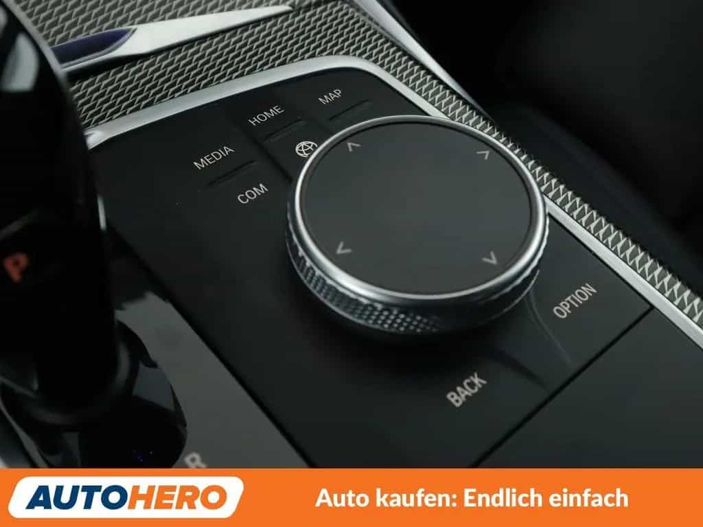 BMW 3 Series 320d M Sport Aut.*NAVI*LED*ACC*PDC*H&K*SHZ* 11/2020-photo-25
