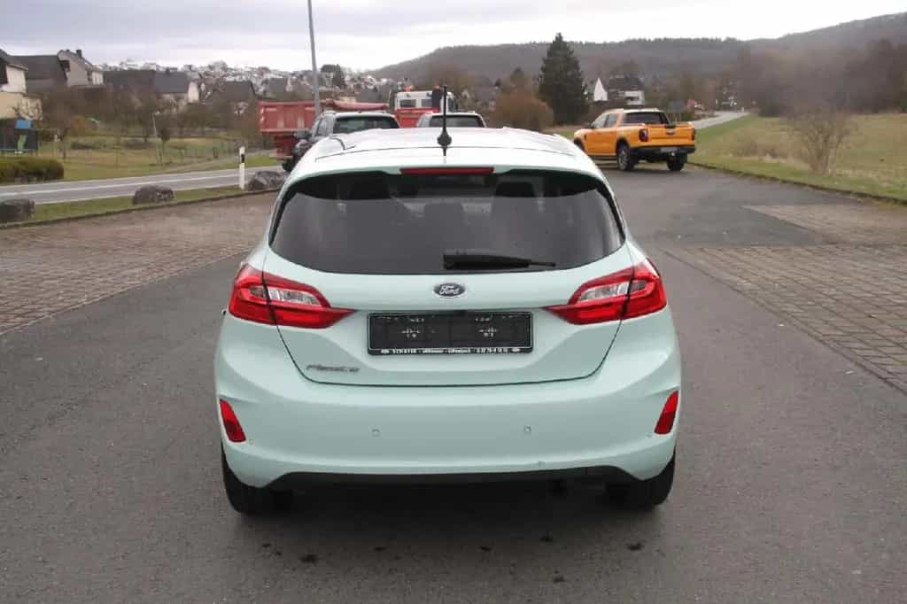 Ford Fiesta Cool & Connect+SHZ+LHZ+NAVI+LMF+KLIMA+B&O 09/2018-photo-5