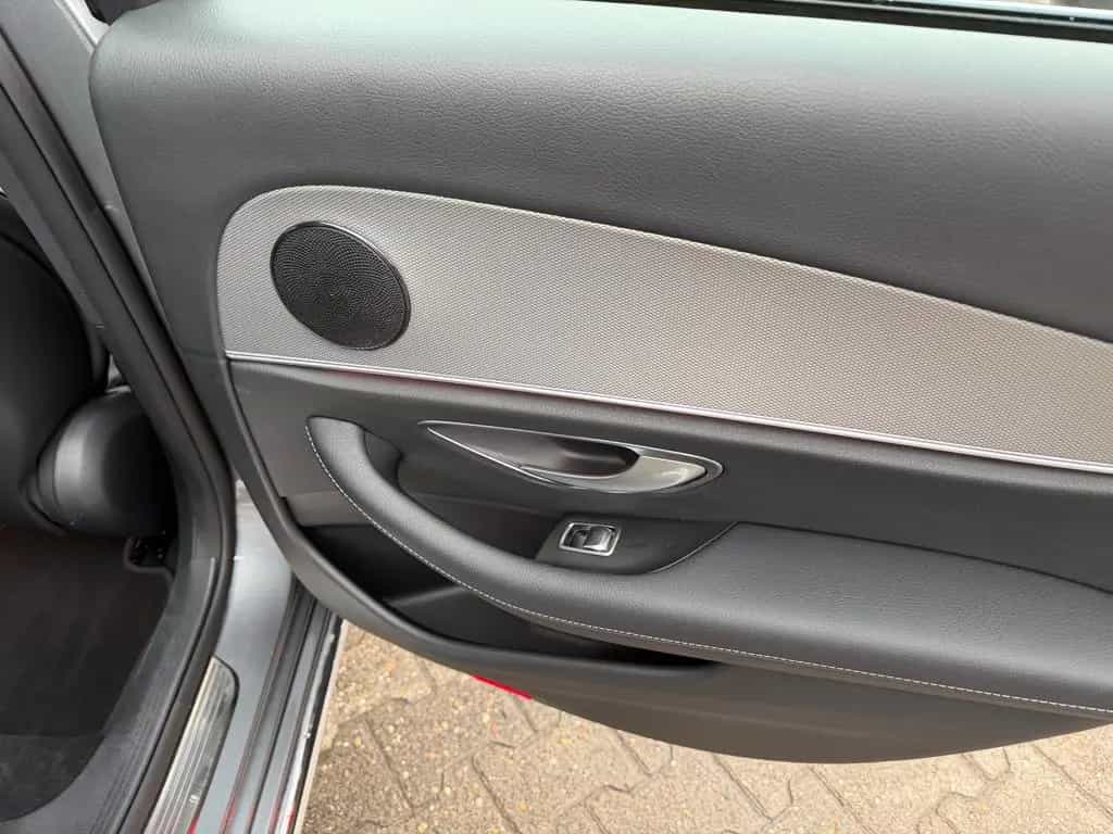 Mercedes-Benz E-Class 200 AVATNGARDE+LED SCHEINWERFER+R-KAMERA+ 06/2016-photo-18
