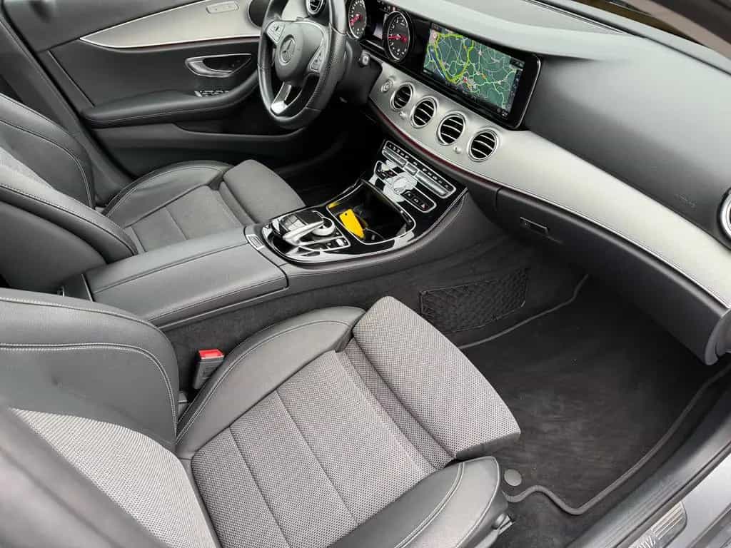 Mercedes-Benz E-Class 200 AVATNGARDE+LED SCHEINWERFER+R-KAMERA+ 06/2016-photo-19